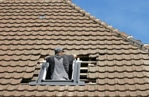 Pose de velux - Saint-Sorlin-en-Valloire